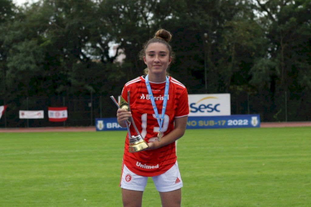 Atleta que jogava no Futebol Anitense é campeã do Brasileirão Feminino Sub-17