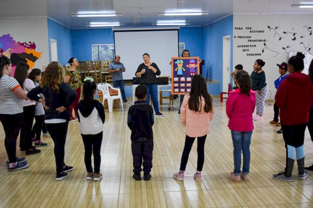 SCFV para crianças e adolescentes - atividades presenciais são retomadas em Vargem