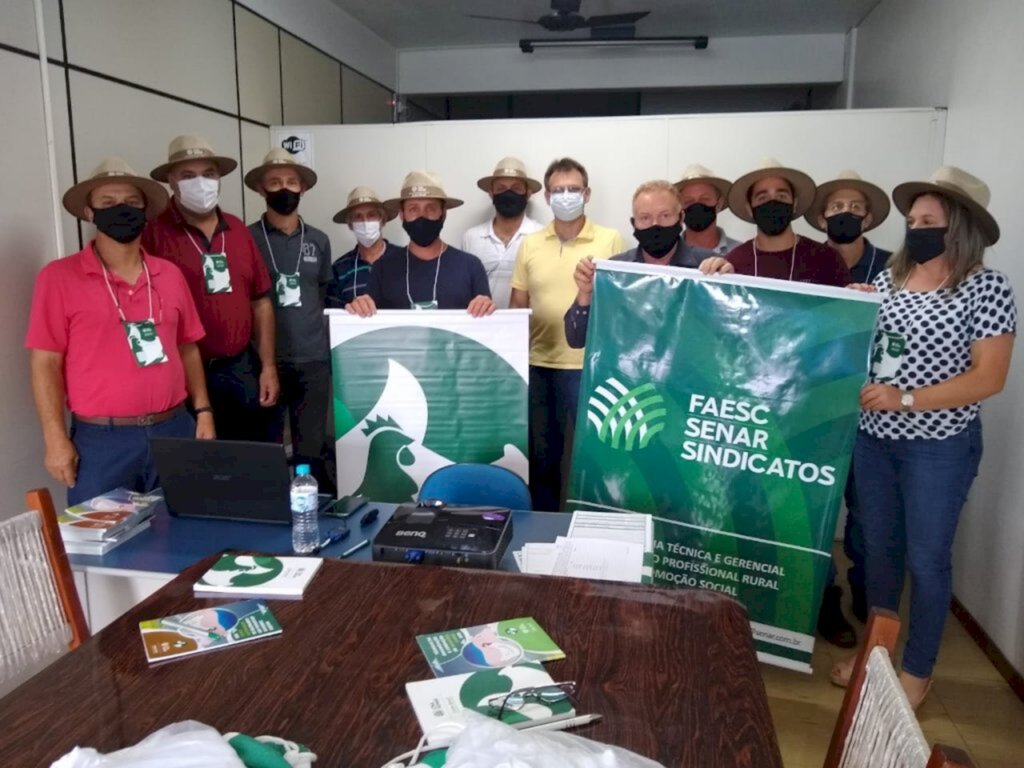 MB Comunicação Empresarial/Organizacional - Reunião da Cadec em Videira.