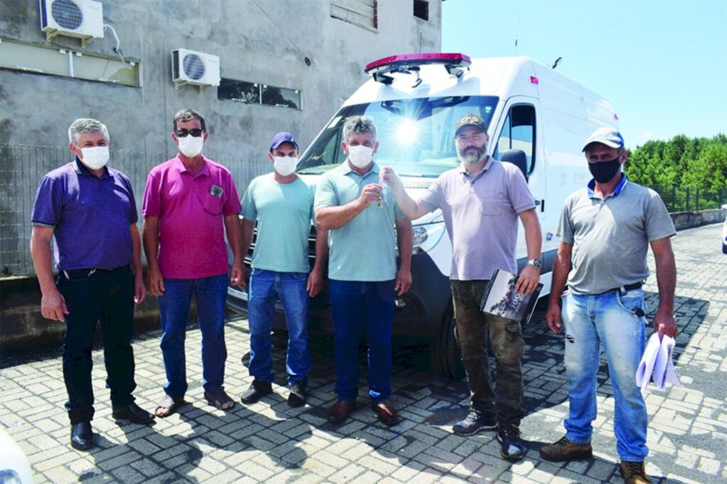 Município de Cerro Negro recebe nova Ambulância