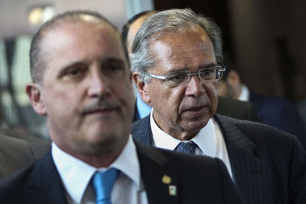 Onyx diz que proposta vai receber ajustes e contribuições