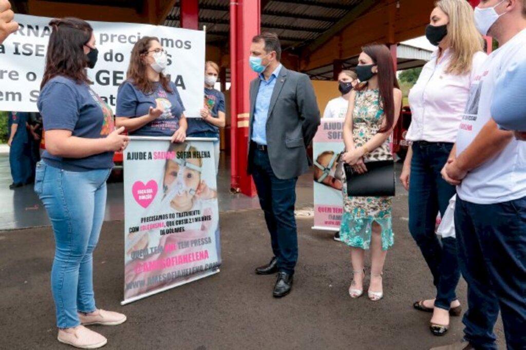 Foto: Mauricio Vieira / Secom - A medicação detém a progressão da AME e garante a sobrevivência dos portadores da doença.