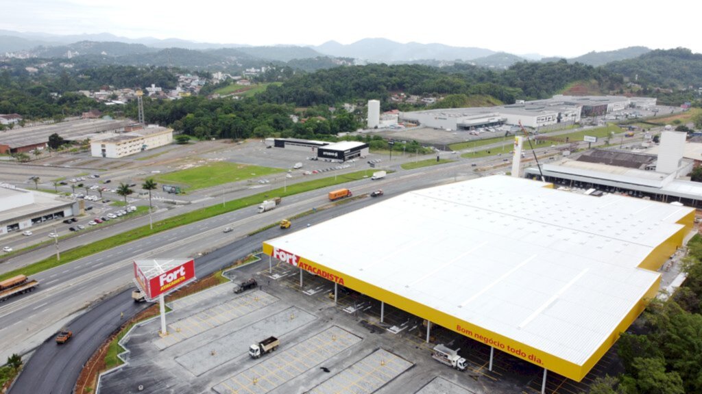 Grupo Pereira abre a 30ª loja do Fort Atacadista em Santa Catarina