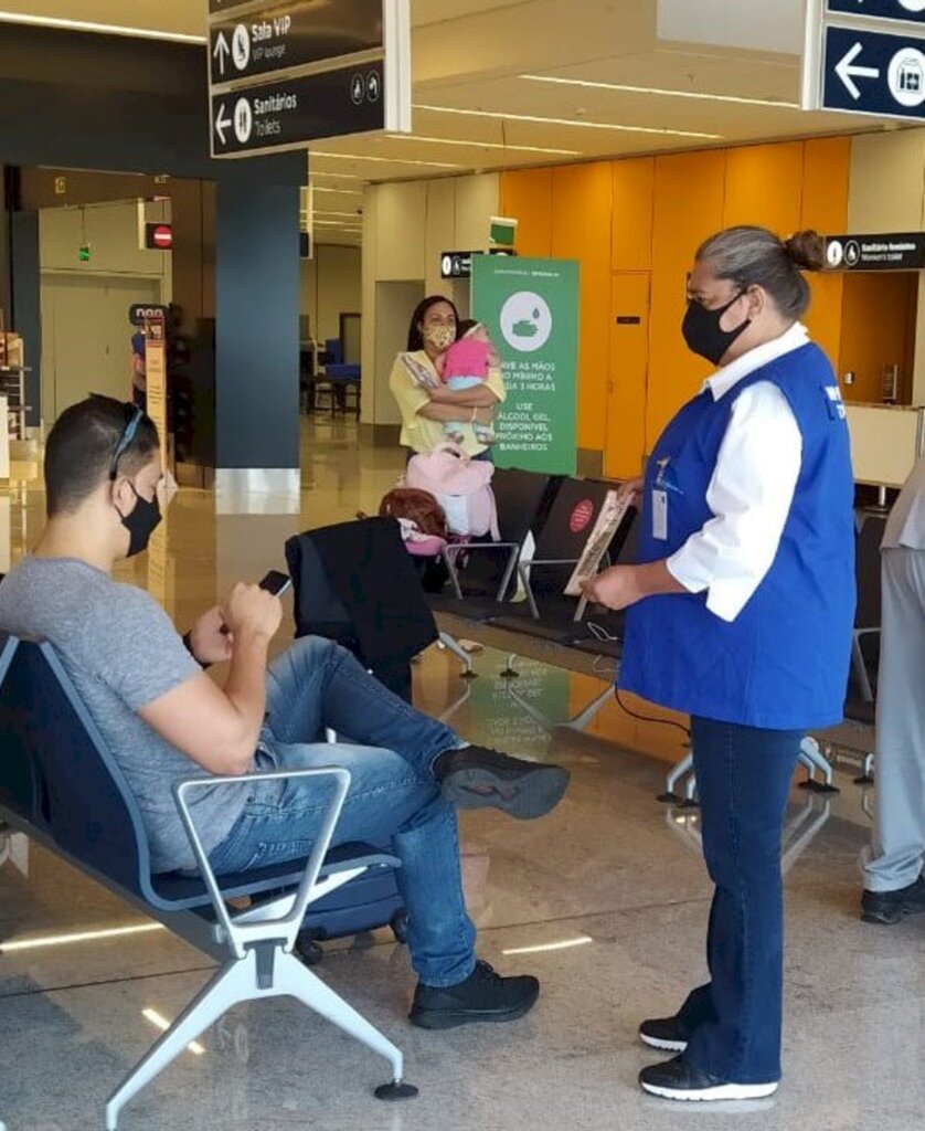 Pesquisa no Aeroporto Internacional de Florianópolis analisa o perfil do turista que visita Santa Catarina