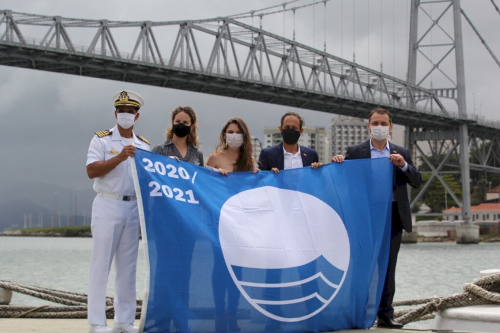 Santur investe em estudo técnico para ampliar a certificação Bandeira Azul em Santa Catarina