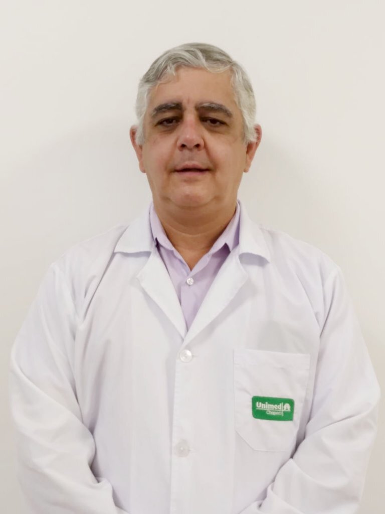 MB Comunicação Empresarial/Organizacional Jornalista Responsável ? Marcos A. Bedin ? MTE SC 00085 - O médico cooperado da Unimed Chapecó, geriatra e cardiologista Dr. Marcio Fernando Borges comenta  que Chapecó tem pelo menos 20 mil idosos.