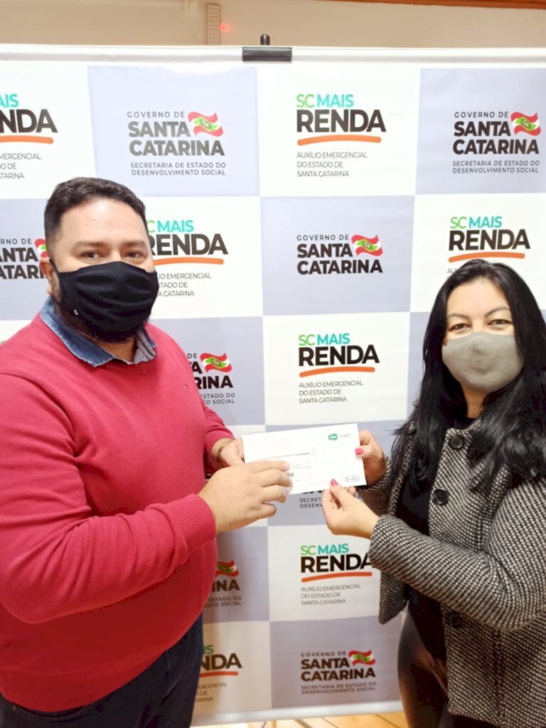 Município de Cerro Negro  recebeu cartões do  Programa SC Mais Renda