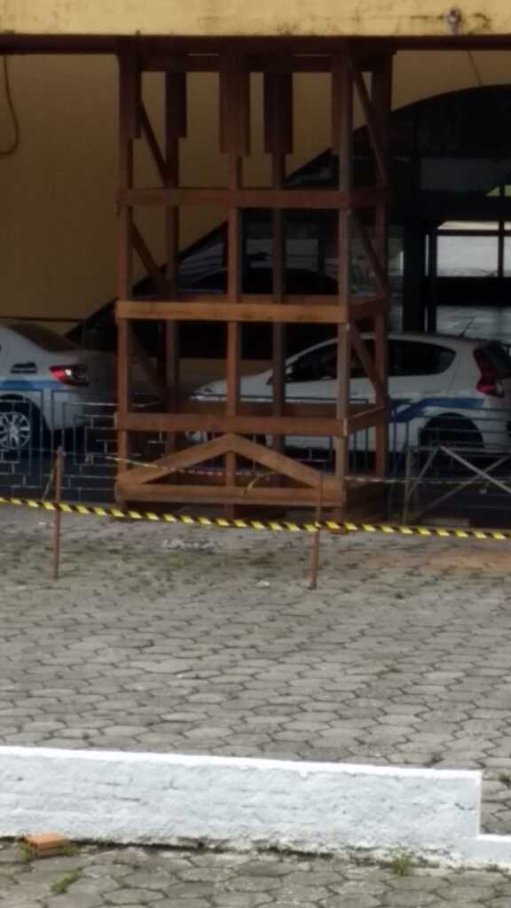 Aba na Rodoviária recebe escora como prevenção