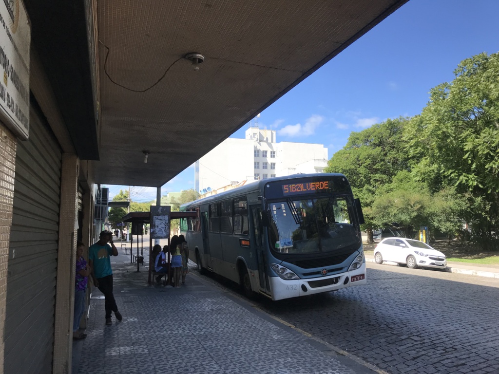 Parte da frota do transporte coletivo volta a circular
