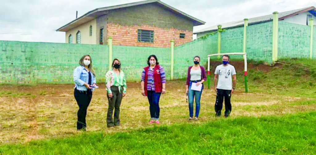 Escola Casimiro de Abreu  de Campo Belo do Sul receberá quadra  esportiva coberta