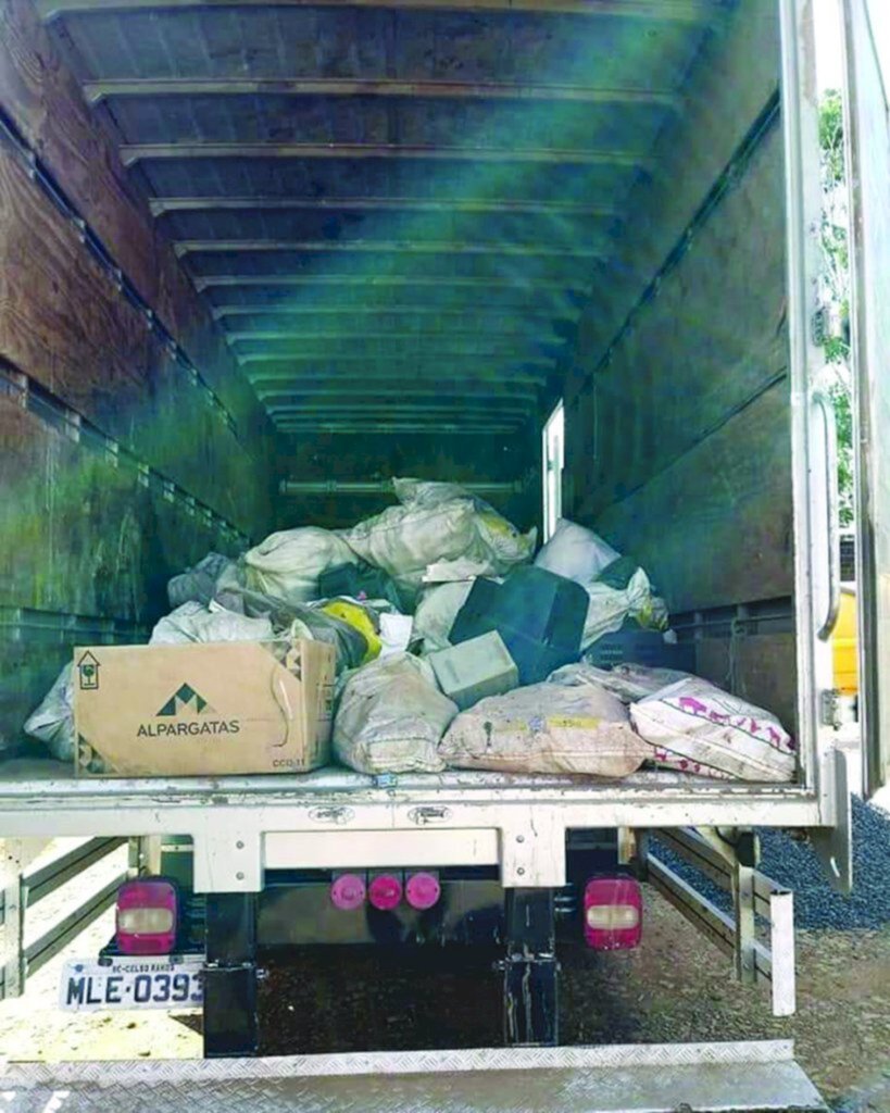 Secretaria de Meio Ambiente realiza campanha de coleta de lixo pelo interior do município de Cerro Negro