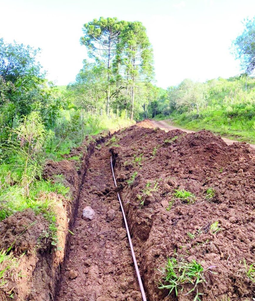 Rede de Água está sendo construída na comunidade de Nove de Maio em Cerro Negro