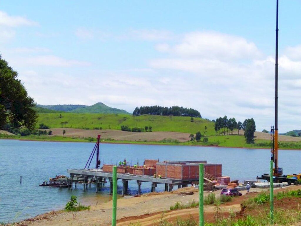 Obras da Marina de Abdon Batista avançam