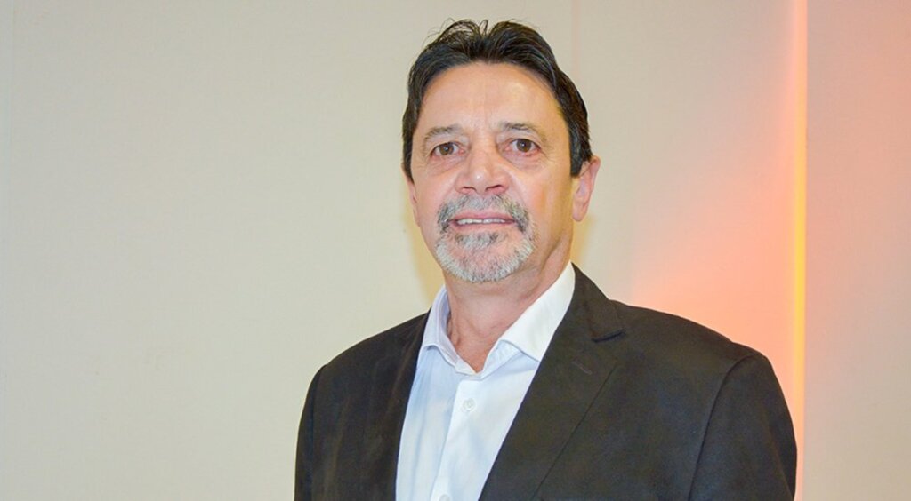 LUIZ VICENTE SUZIN:  Presidente da OCESC (Organização das Cooperativas do Estado de Santa Catarina) e do SESCOOP/SC (Serviço Nacional de Aprendizagem do Cooperativismo no Estado de Santa Catarina)