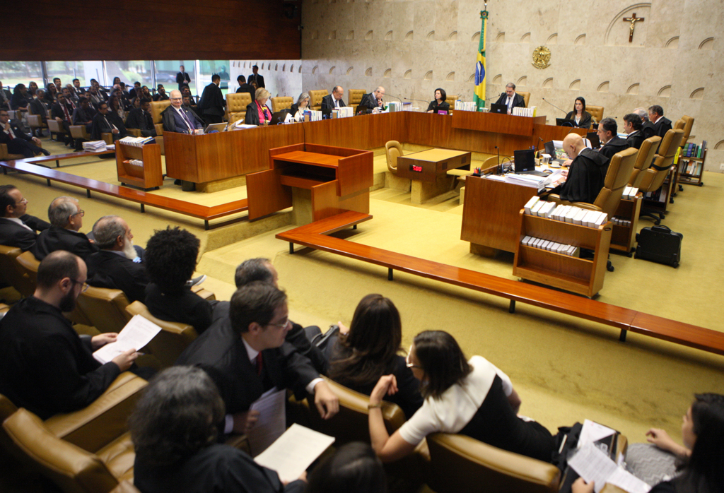 STF retoma julgamento do decreto de indulto natalino editado em 2017