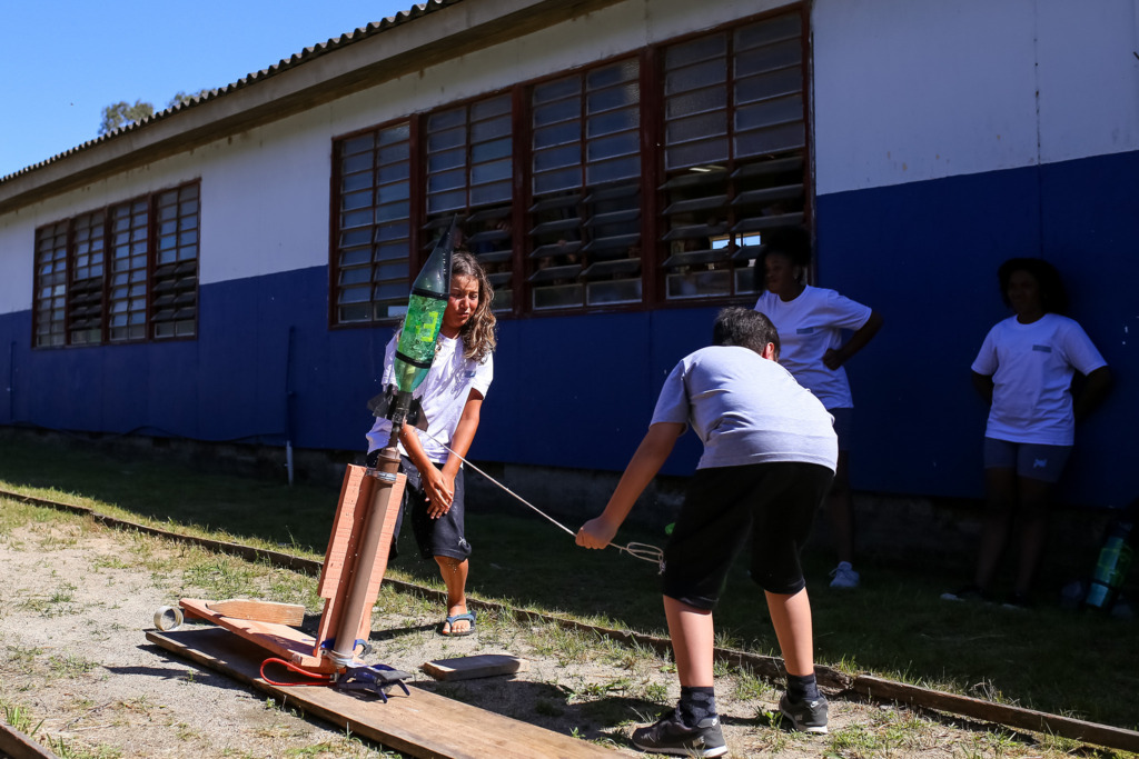 Voando um pouco mais longe