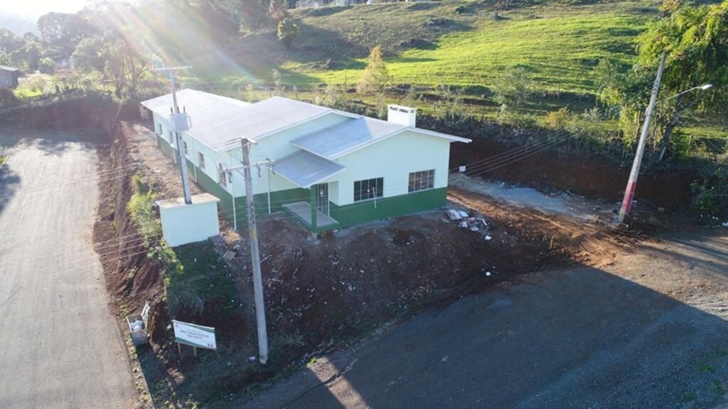 Obra da nova  Cancha de Bocha em Abdon Batista