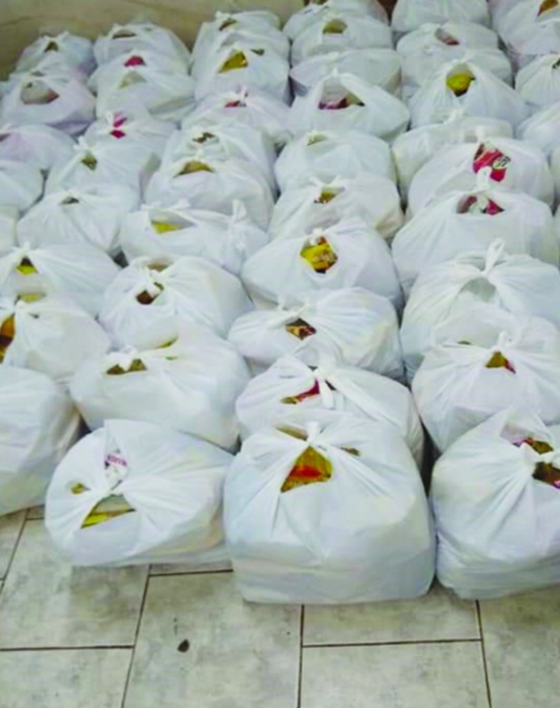 Secretaria Municipal de Educação distribui kits de alimentos para alunos da rede municipal de ensino de Esmeralda