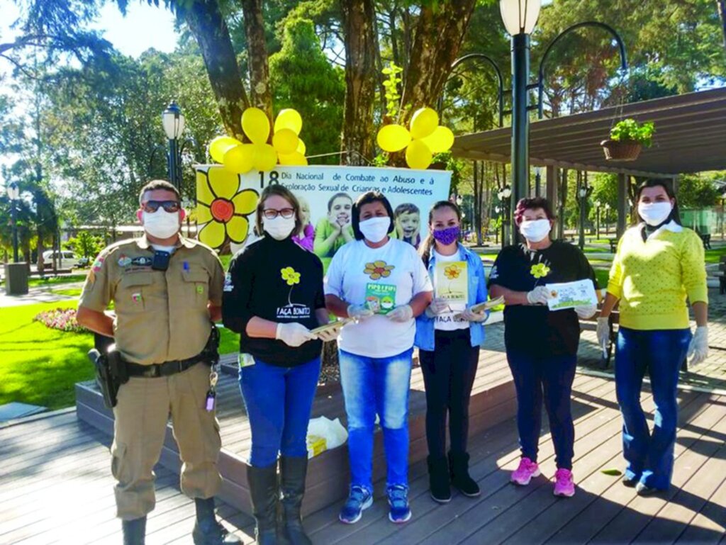 Ação chama a atenção para o  Dia Nacional de Combate ao Abuso e à Exploração Sexual de Crianças e Adolescentes em Abdon Batista
