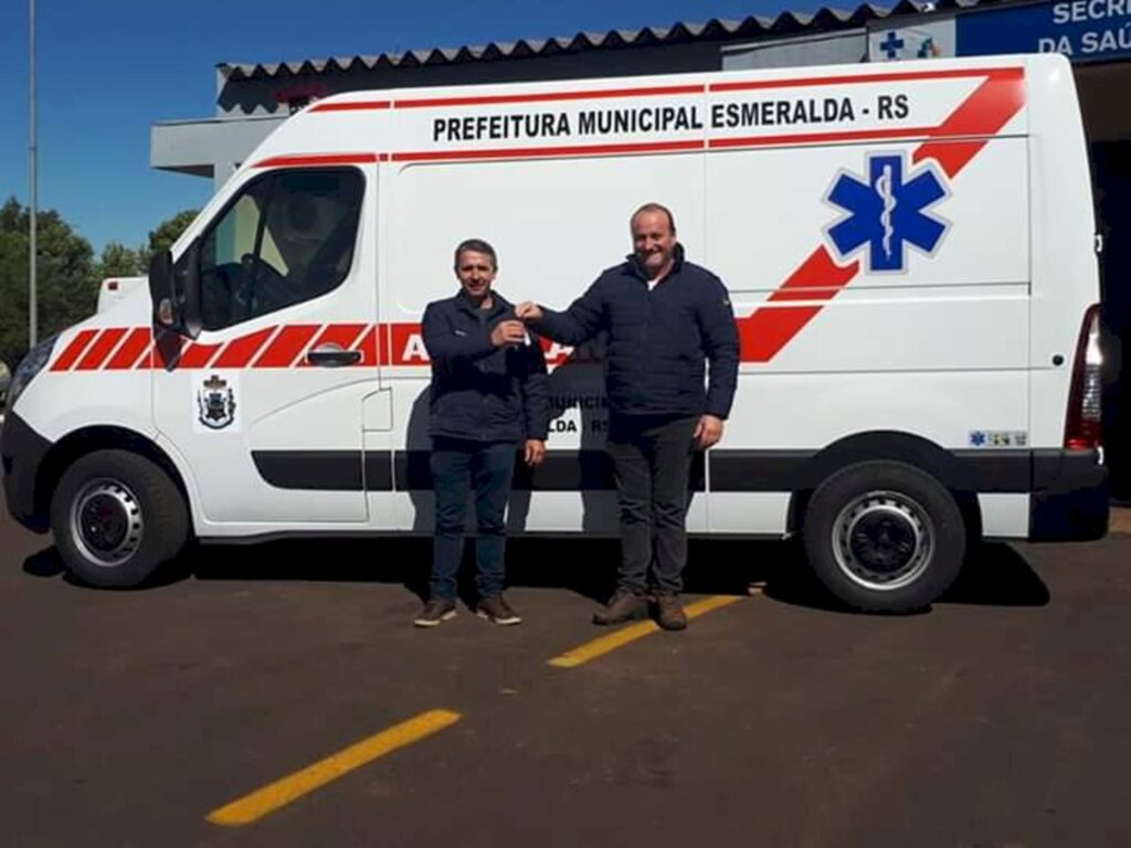 Município de Esmeralda adquiriu ambulância nova