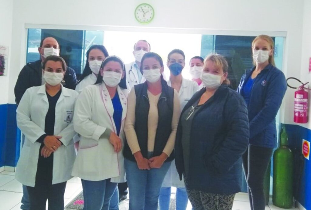 Campanhas para confecção de máscaras movimentam Vargem