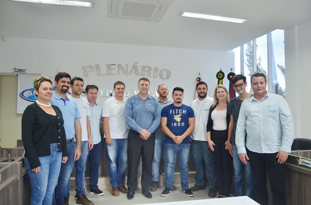 Prefeito de Abdon Batista Lucimar toma posse como Presidente da AMPLASC