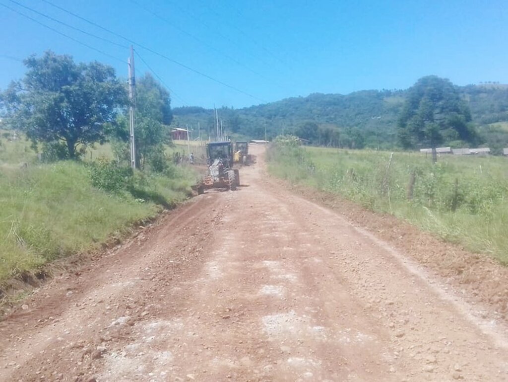 Prefeitura de Anita Garibaldi realizou melhorias em  estrada estadual