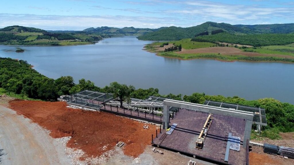 Obras do Mirante Santo Antônio em Abdon na reta final