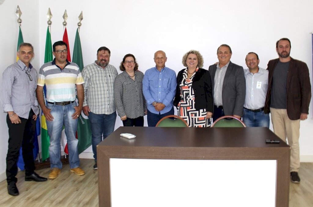 EMPRESÁRIO ELIZEU FARIAS ELEITO PRESIDENTE DO CONSERRA