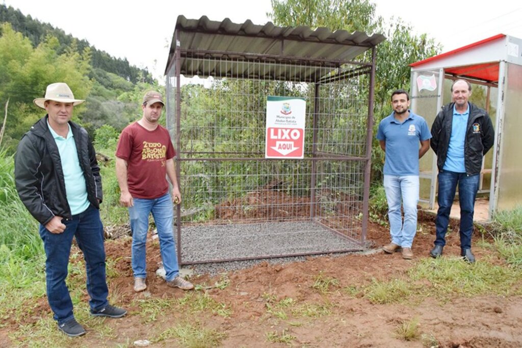 Prefeitura de Abdon instala Pontos de Entrega Voluntária para combater descarte irregular de resíduos no interior