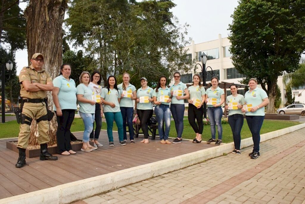 Setembro Amarelo: pedágio educativo  conscientiza população de Abdon