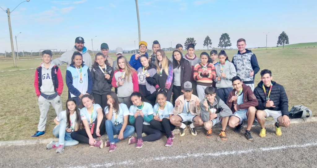 Alunos de Pinhal da Serra conquistam 22 medalhas em etapa dos JERGS e PARAJERGS