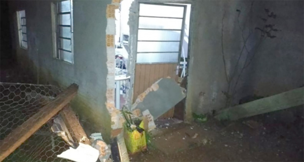 Condutor foge após causar acidente em Esmeralda