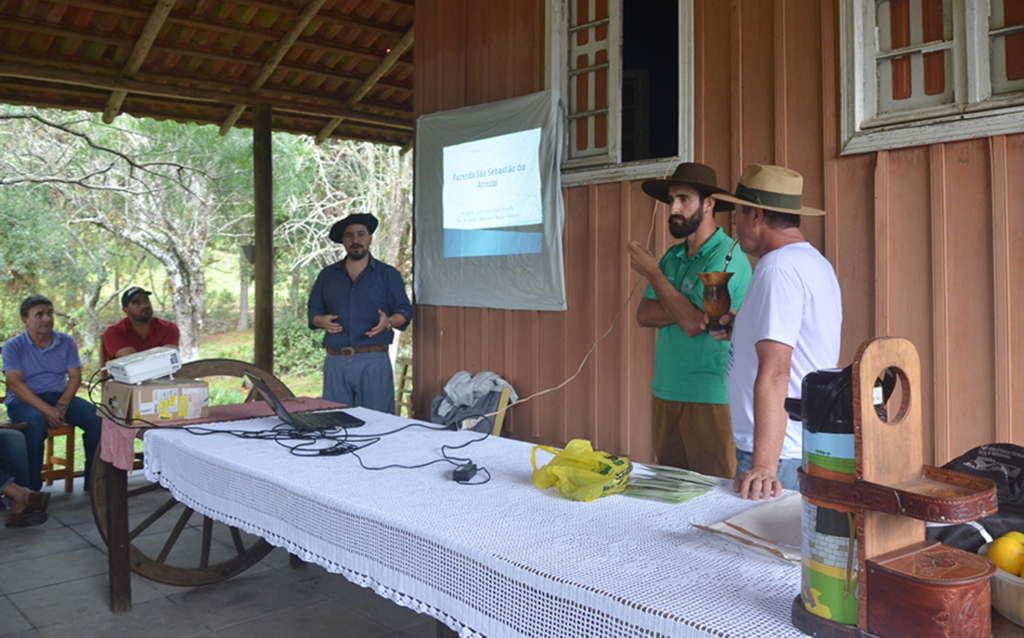 Pecuaristas participam de Oficina Técnica,  através do programa ATeG em Anita