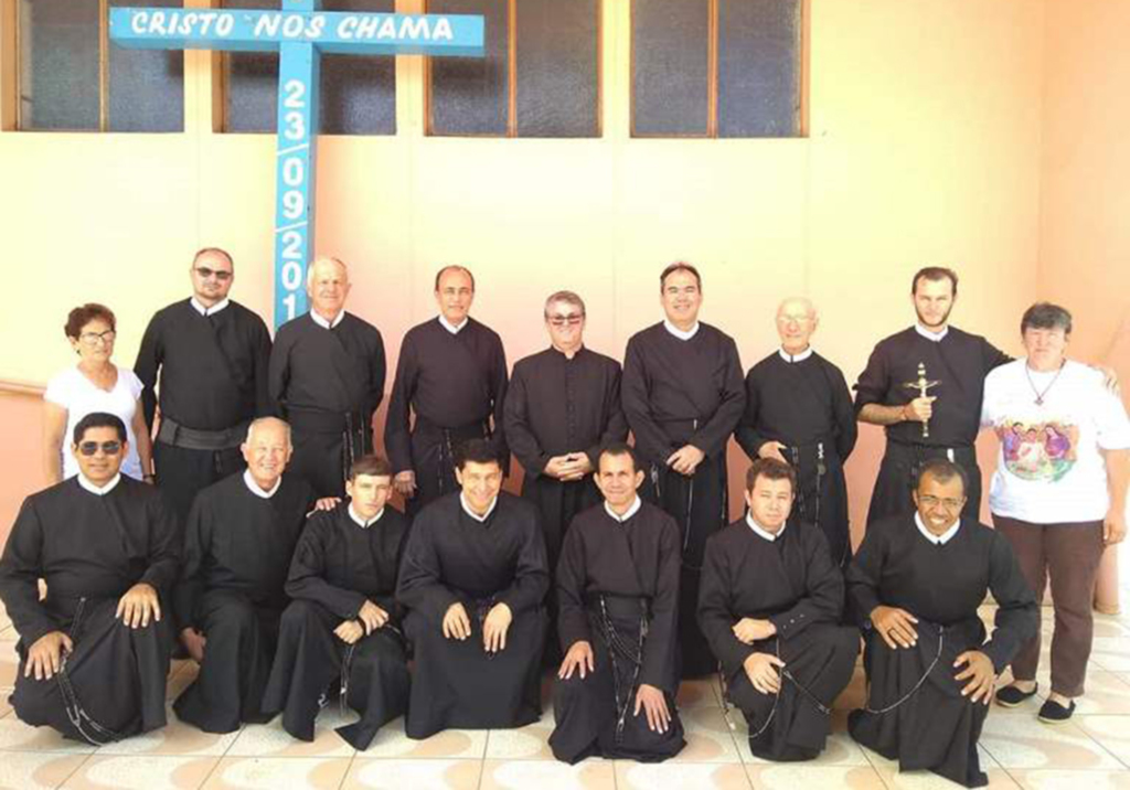 Missionários percorrem as comunidades de São José do Cerrito
