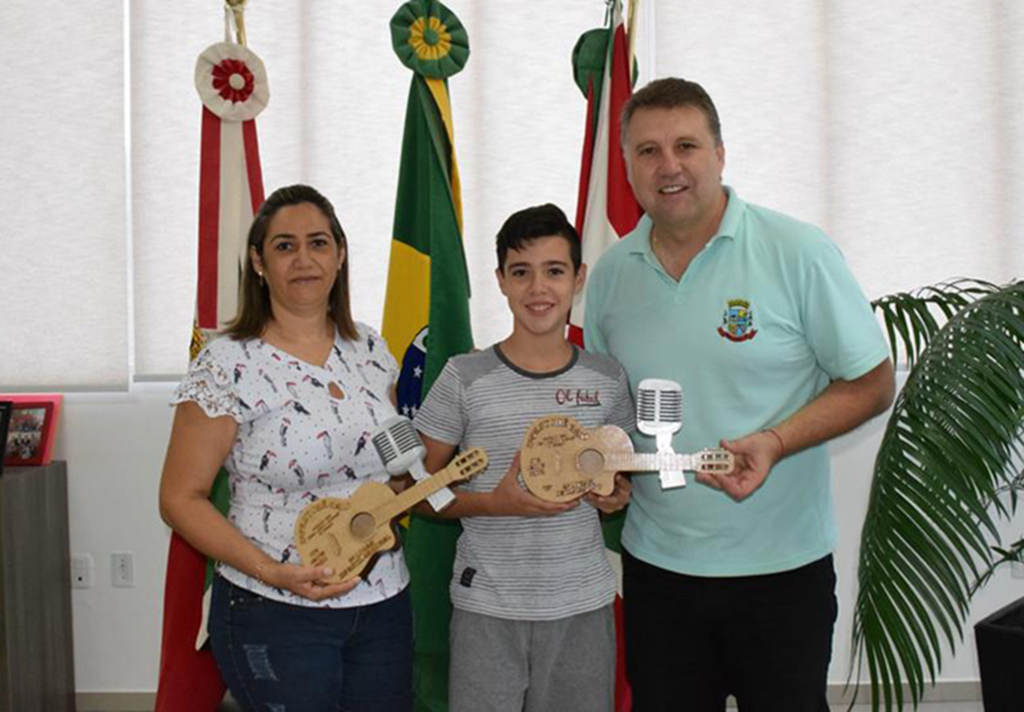 Jovem declamador de  Abdon Batista é destaque no II Festchegalo