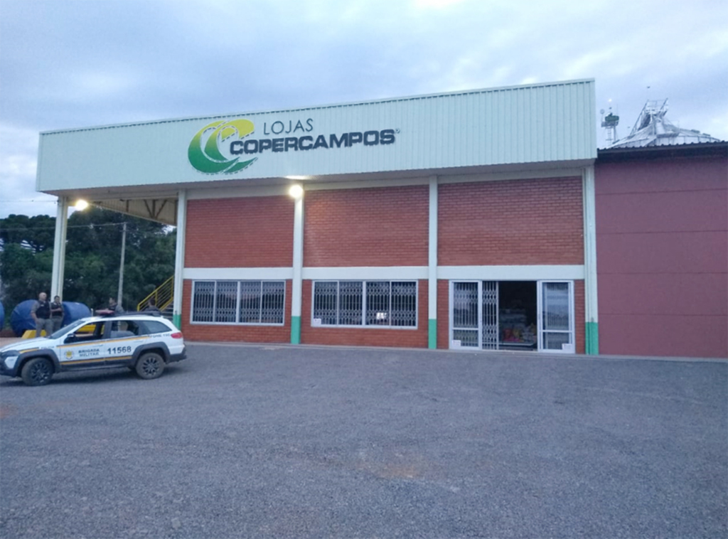 FURTO NA UNIDADE DA COOPERCAMPOS DE PINHAL DA SERRA