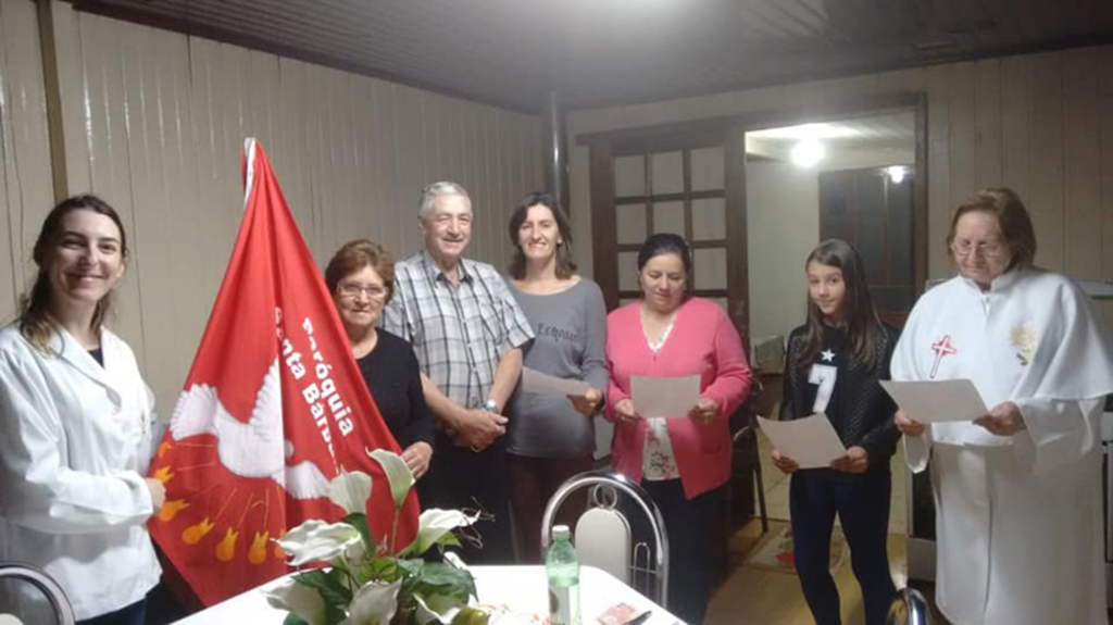 Devoção à Santa Bárbara e unidade paroquial