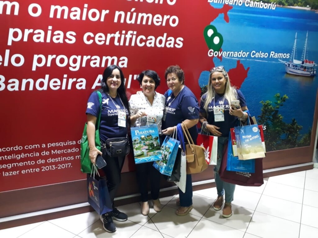  - Ação planejado pela Secretaria de Turismo e Eventos, interagiu com o grande público vocacionado na geração de negócios em produtos e destinos turísticos internacionais do Mercosul.