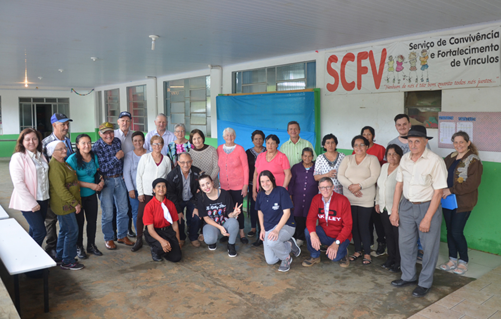 SCFV inicia encontros com idosos em Anita