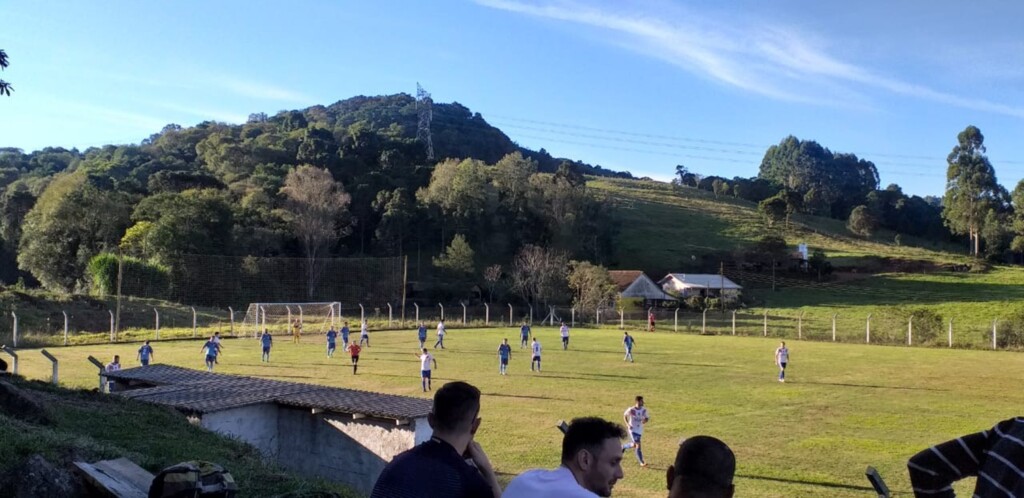 CAMPEONATO DE FUTEBOL DE CAMPO