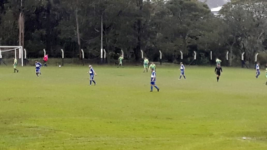  - Grandes jogadas e placares dilatados marcaram os confrontos do domingo de esportes em Piratuba.