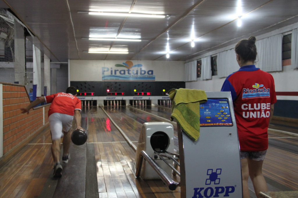 CAMPEONATO DE BOLÃO ENCERRA RESULTADO POSITIVO: A UNIÃO DE CASAIS APAIXONADOS PELO ESPORTE