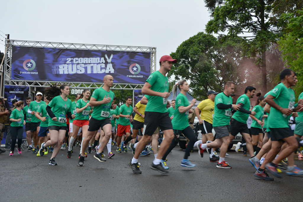  - Atletas fizeram o percurso de 7 km