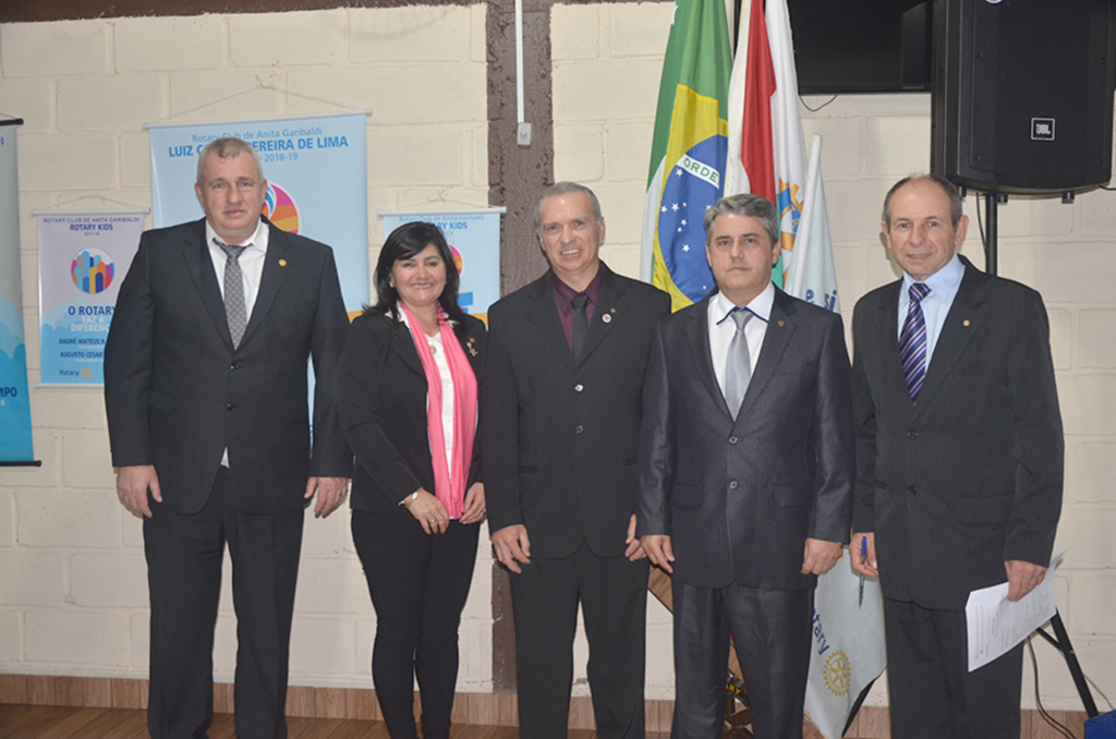 Rotary Club e Rota Kids de Anita têm nova diretoria