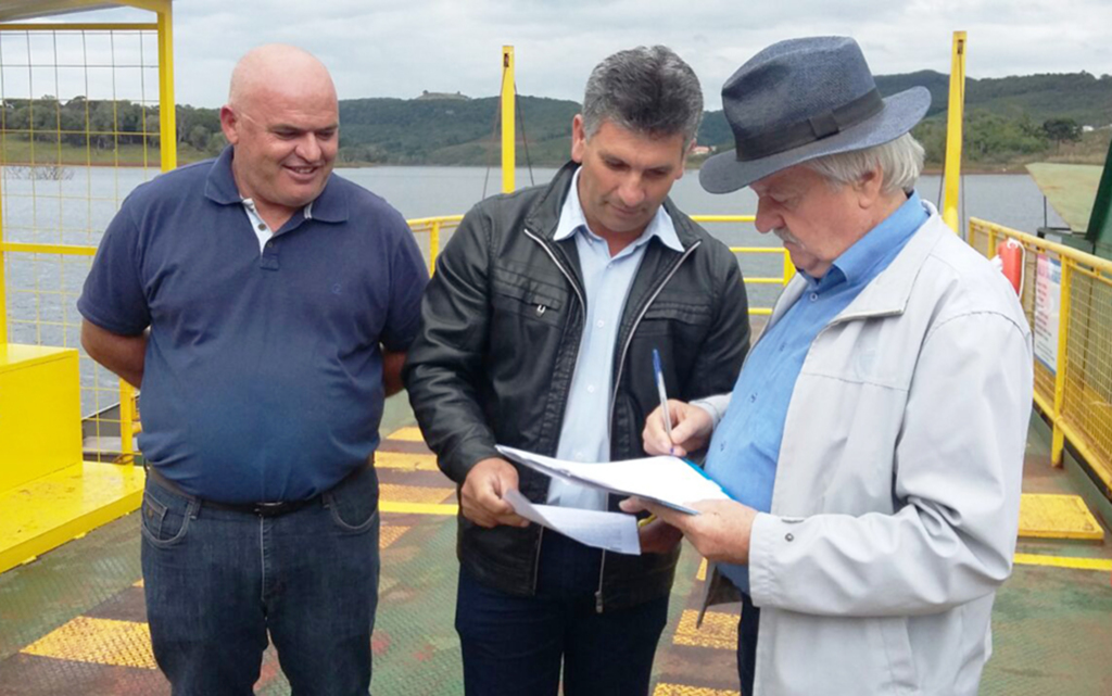 Balsa volta a funcionar em Campo Belo