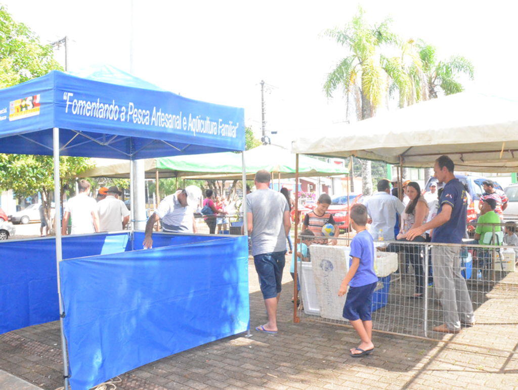 Feira do Peixe Vivo acontece hoje e amanhã em Anita