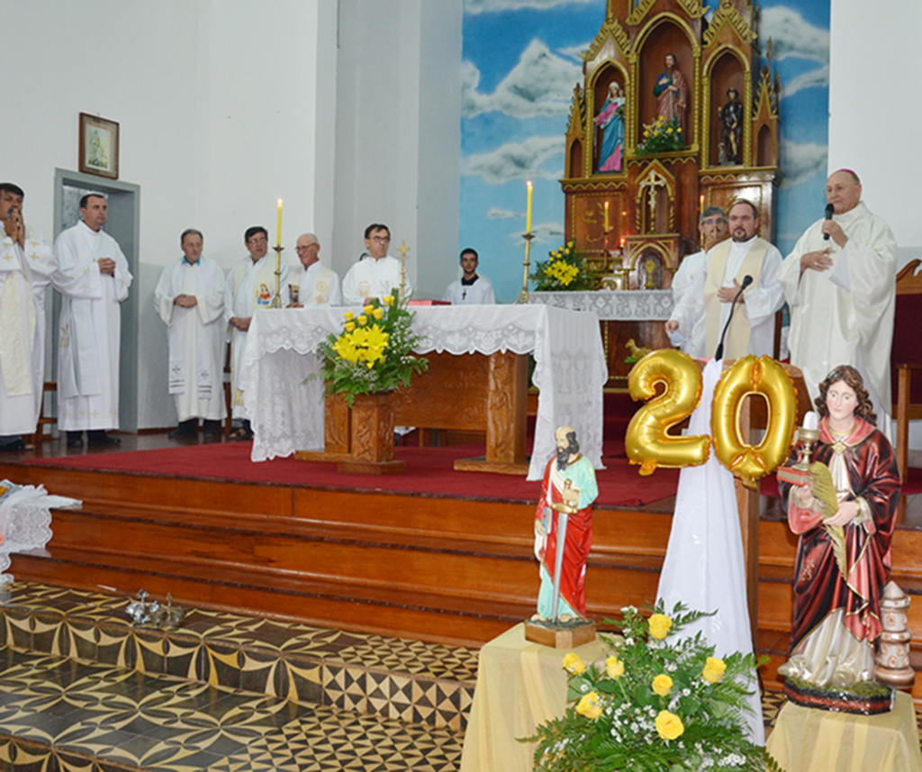 Paróquia São Paulo Apóstolo celebra 20 anos de história