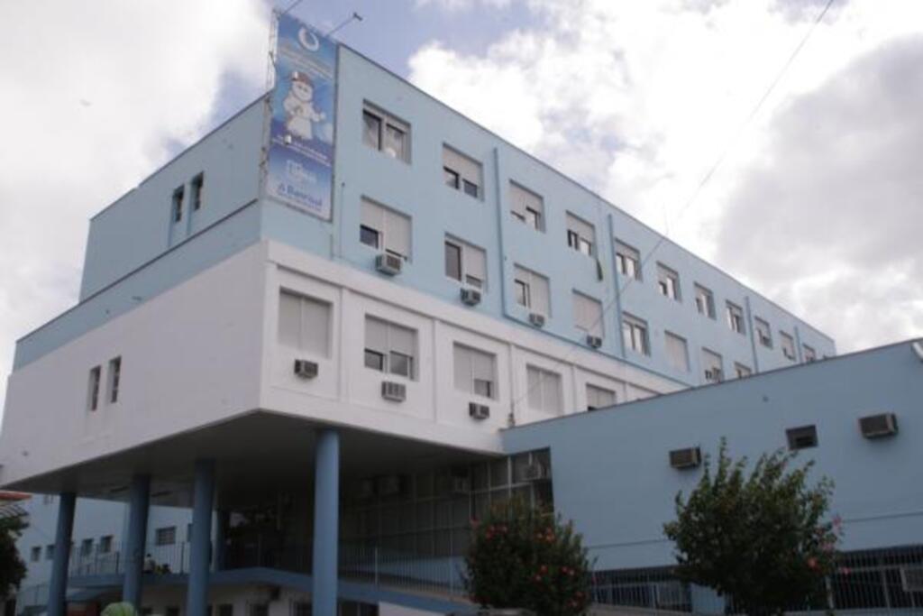 Hospital Universitário reabre Maternidade