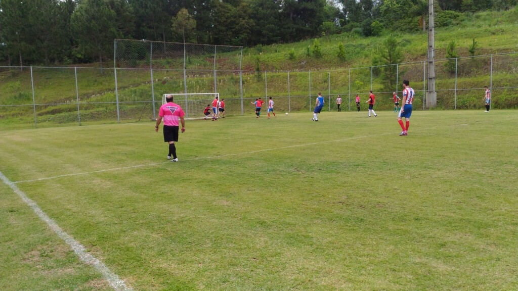  - Participantes mostrando suas habilidades esportivas